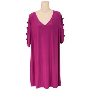 Ivy Lane Fuchsia Cold Shoulder Dress‎